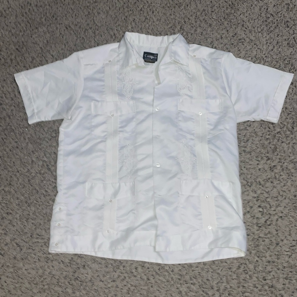 White guayabera